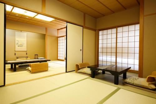 Japanese-Style Suite with Open-Air Bath - Non-Smoking