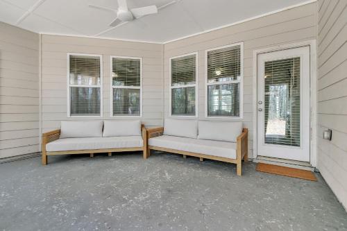 Spacious Family Retreat in Atlanta - Sleeps 10 in South Fulton