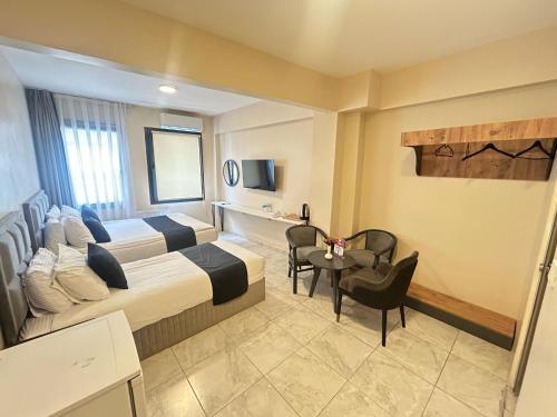 room detail thumbnail 0