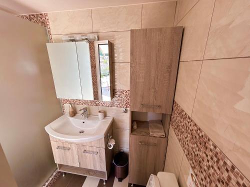 BlueSunnyParadise BlueSunnyParadise