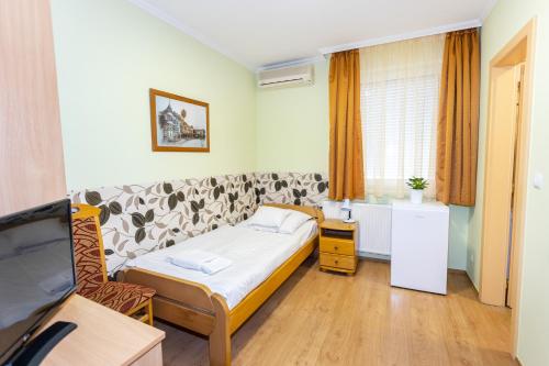 Belvárosi Panzió - image 5
