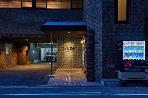 그랜드 호스텔 LDK 오사카 신사이바시 - 숙소 외관