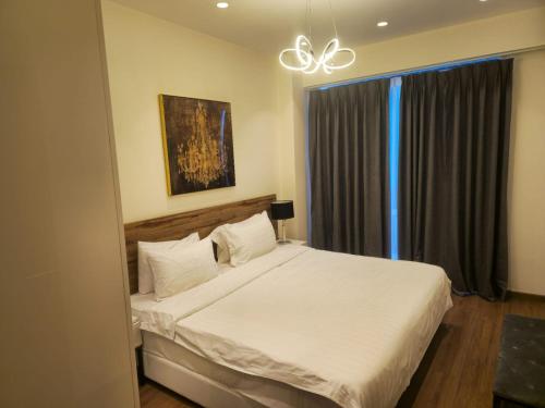 Deluxe Apartment image 8