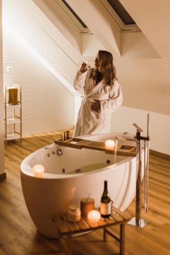 Pezsgőfürdő, Apartmán Inkognito (Apartman Inkognito) in Zajeci