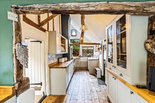 Hunts Cottage - Pet friendly - From £200 Per Night in Harpsden