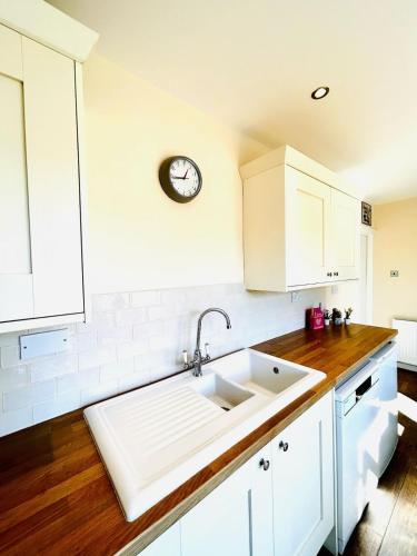 Kathleen's Cottage in Alcester