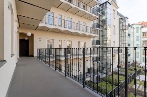 Visit Oomph Apartments 4