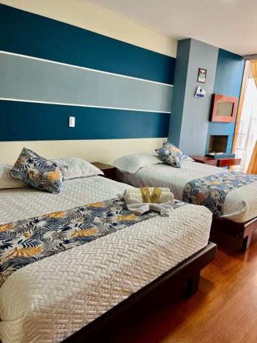 2 double beds