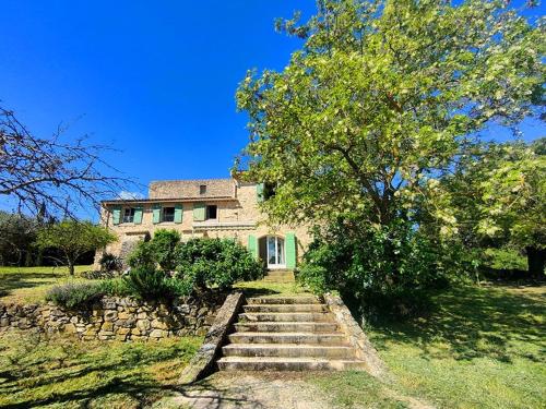 ทัศนียภาพภายนอกโรงแรม, Authentique mas provençal avec piscine (Authentique mas provencal avec piscine) in โบมง-เดอ-เปอร์ตุย