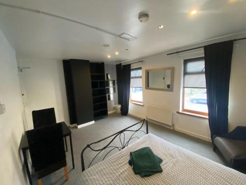 bnb81 in โอลด์พาร์ก