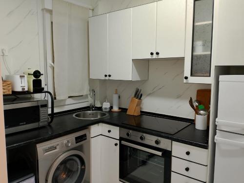 Konyha, Acogedor apartamento con vistas al mar in Bakio