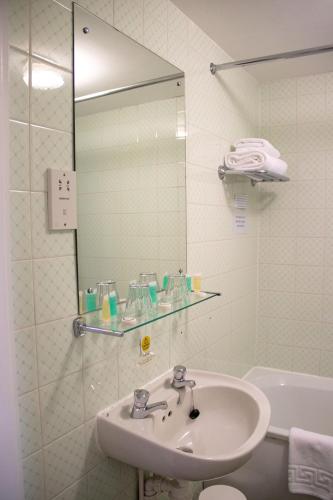 Alma Lodge Hotel - image 12