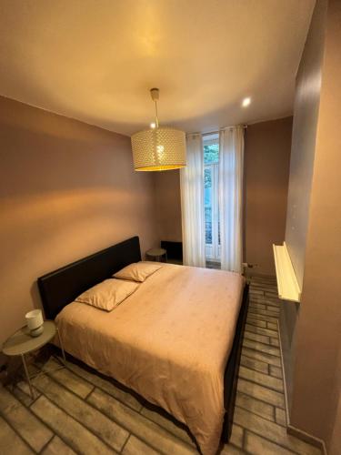 T2 cosy proche commodites in District 04
