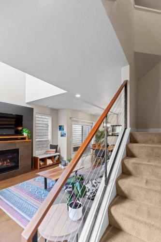 THE PENDLETON - Walkable - Arcade Loft - Modern- Light & Bright – Eugene, OR