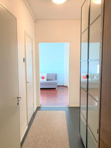 Cozy Apartment with Stunning Natural Views in Meilahti