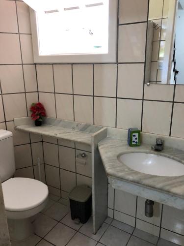 Chalé com piscina - Praia de Taperapuã