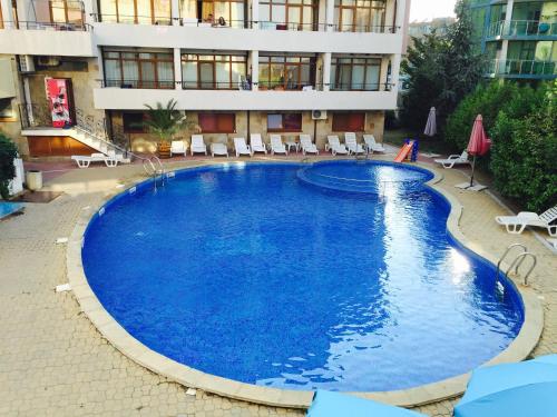 Svømmebasseng, Stamopolu apartament 1 in Primorsko