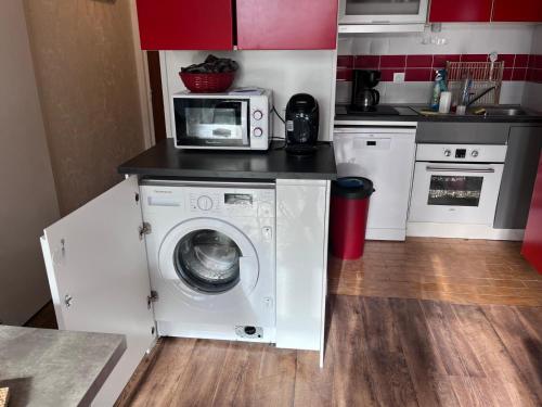 Le Petit Nid, T2 Rez de jardin avec parking - Plage et commerces à 15 à pied (Le Petit Nid, T2 Rez de jardin avec parking - Plage et commerces a 15 a pied) in Villers-sur-Mer