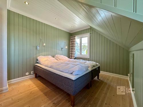 Villa in Kragerø with sea view, golf cart & RIB Villa in Kragerø with sea view, golf cart & RIB