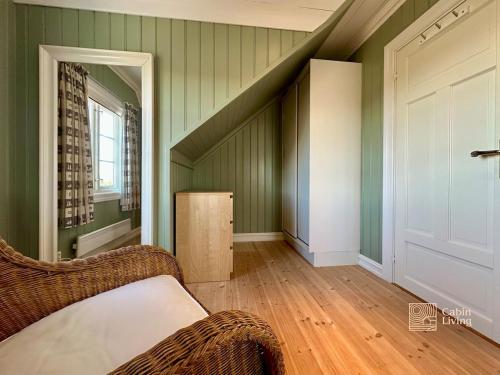 Villa in Kragerø with sea view, golf cart & RIB Villa in Kragerø with sea view, golf cart & RIB