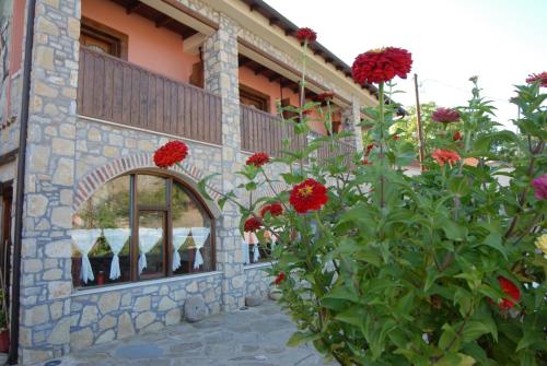 Guesthouse To Spiti Τou Gakou