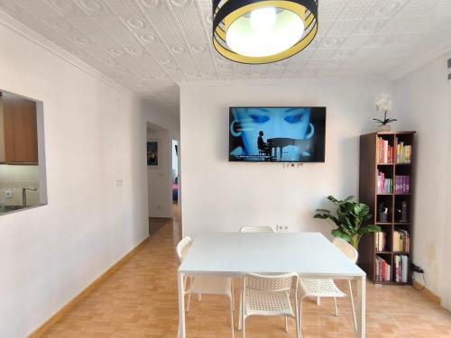 Valencia Central Apartment two bedrooms for Rent from more than 10 days, Valencia (Foto 6)