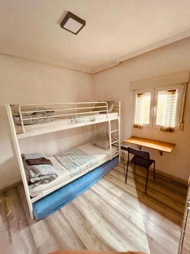 Piso para Hamburgueseria moncada in فيلافيردي