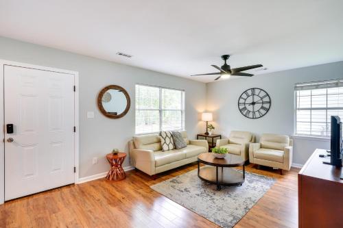 Cozy Vacation Rental about 2 Mi to Downtown Durham! in Durham, USA