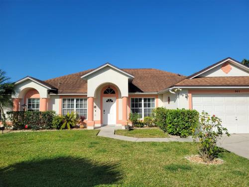 Four-Bedroom Holiday Home