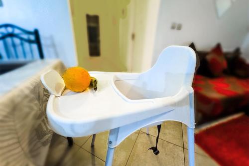 Spacious lux Apt, Pool, Sea View & Large Terrace