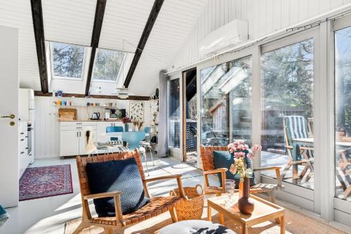 Exterior view, Enjoy The Peace And Charm Of This Cosy Little Holiday Home Surrounded By Forest And Nature Close To  in Ebeltoft