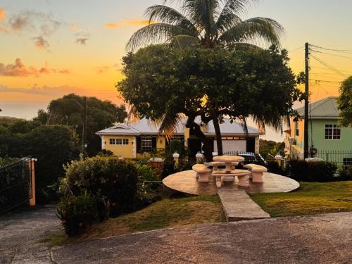 Anne Marie Villas in ซิเซรง