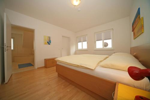 Apartment - Split Level image 8