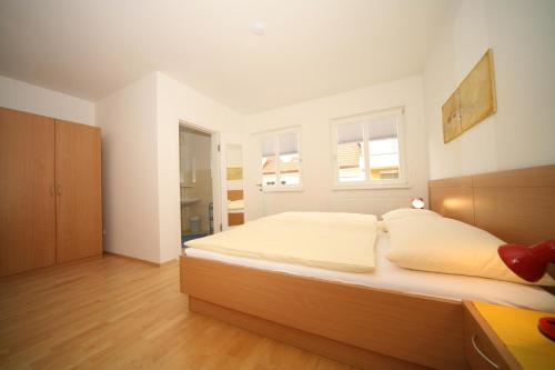 Apartment - Split Level image 7