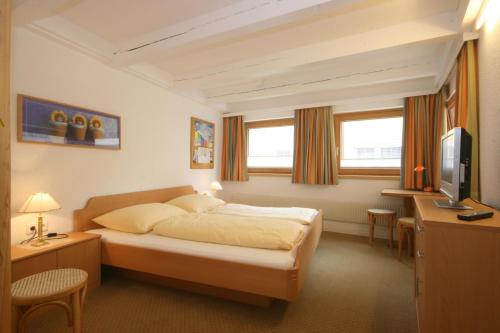 Apartment image 2