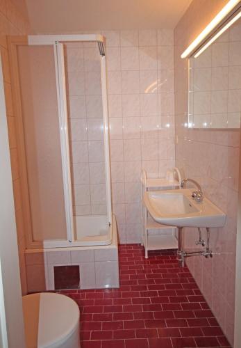 Apartment image 3