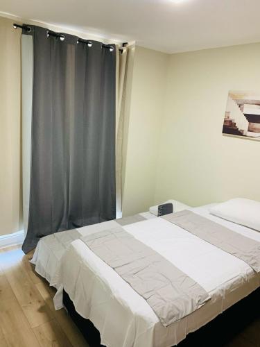 Dpto 10 minutos de aeropuerto muy lindo