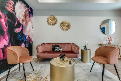 Glam luxury lifestyle within Houston! Glam luxury lifestyle within Houston!