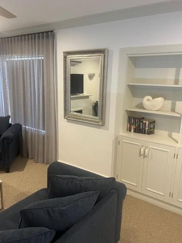 3 Br home with kitchen