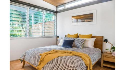 Three-Bedroom House image 7
