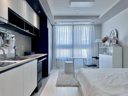 Dongseongro meomoom near February 28 Democratic Movement Memorial Park