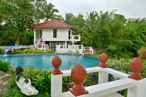 Porta Verde Resort Cavinti Laguna in ลากูน่า