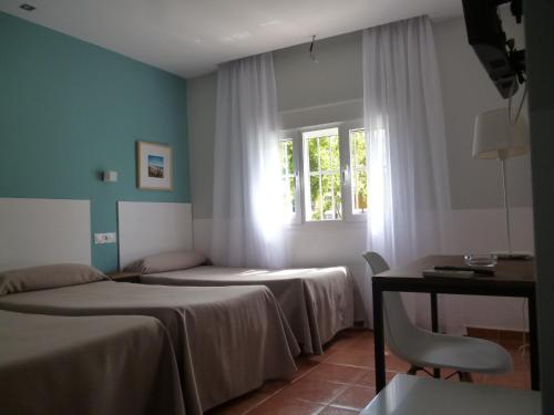 Triple Room image 5