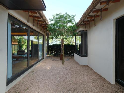 Garden, Amber Pure Hill Hotels & Resorts Jeju near Mysterious Road (Dokkaebi Road)