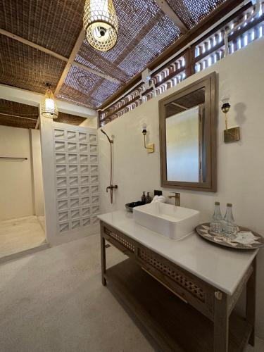 5 bedrooms, 5 beds