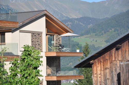 Panoramic Ecodesign Apartment Obersaxen - Val Lumnezia I Vella - Vignogn I near Laax Flims I 5 Swiss stars rating