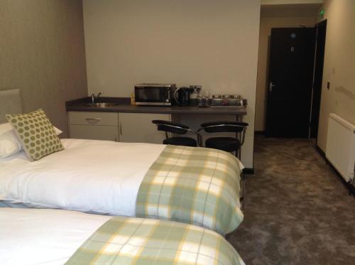 Rooms @ Number Six - image 8