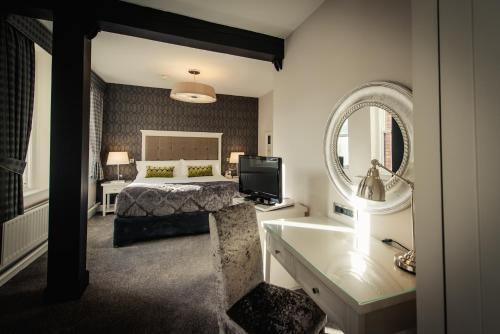 Hotel Isaacs Cork City