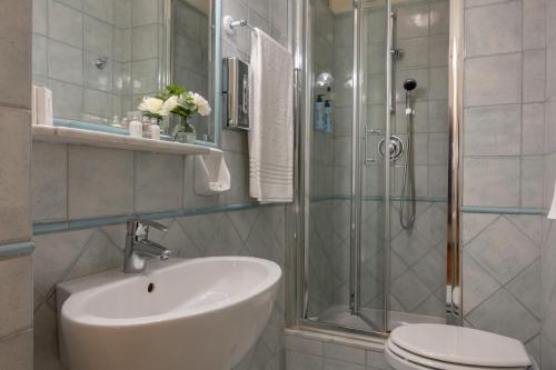 Hotel Forum - image 2