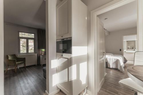 BS Luxury Apartment - image 14